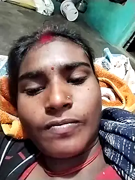 Snapshot of Big_Lovexx chatting on 02-14-26, 09:37 Big Lovexx online show from 02-14-26, 09:37