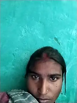 Snapshot of Big_Lovexx chatting on 02-28-26, 05:29 Big Lovexx online show from 02-28-26, 05:29