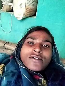 Snapshot of Big_Lovexx chatting on 01-17-26, 04:27 Big Lovexx online show from 01-17-26, 04:27