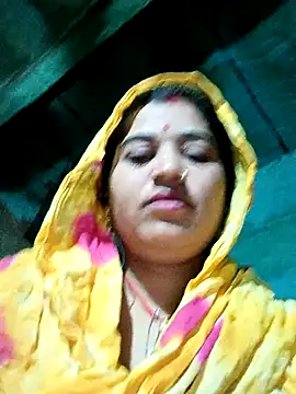 Hot kamla online show from 12-17-25, 11:32