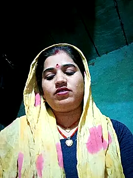 Hot kamla online show from 03-05-26, 12:18