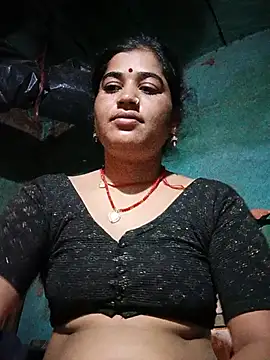 Snapshot of Hot_kamla chatting on 07-02-26, 10:16 Hot kamla online show from 07-02-26, 10:16