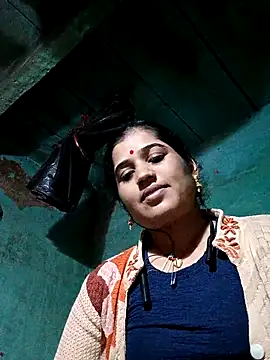 Hot kamla online show from 11-25-25, 06:03