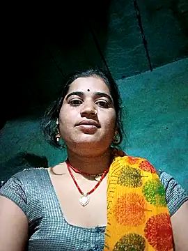 Hot kamla online show from 03-18-26, 11:27