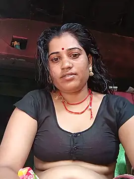 Snapshot of Hot_kamla chatting on 06-12-26, 03:48 Hot kamla online show from 06-12-26, 03:48