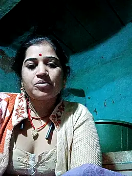 Hot kamla online show from 11-22-25, 12:21