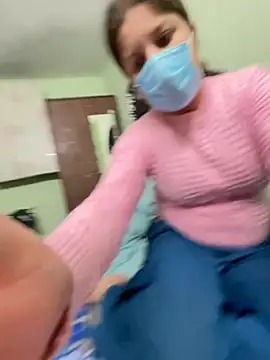 Cute hotzara online show from 11-20-25, 04:46