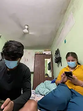 Cute hotzara online show from 03-17-26, 04:59