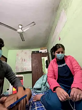 Cute hotzara online show from 01-17-26, 05:11