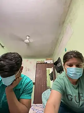 Cute hotzara online show from 03-14-26, 06:19