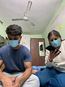 Cute hotzara online show from 11-18-25, 04:38