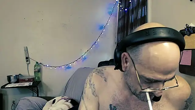 MrBigginTX online show from 02-15-26, 05:01