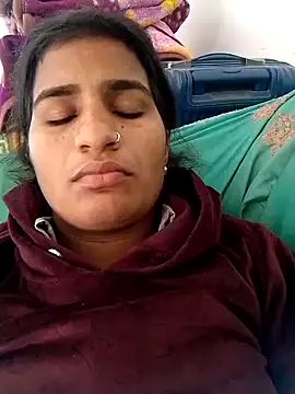 Kumari gairl online show from 12-16-25, 04:28