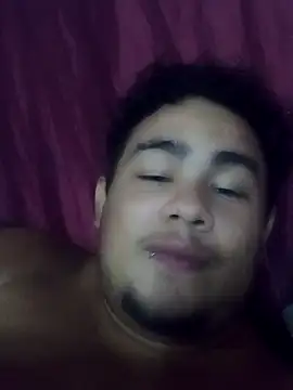 Snapshot of Hell_biy chatting on 11-17-25, 10:41 Hell biy online show from 11-17-25, 10:41