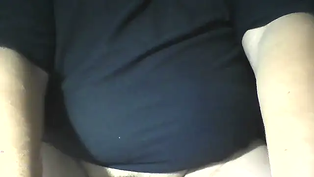 Snapshot of bigcumfrench chatting on 06-11-26, 07:38 bigcumfrench online show from 06-11-26, 07:38