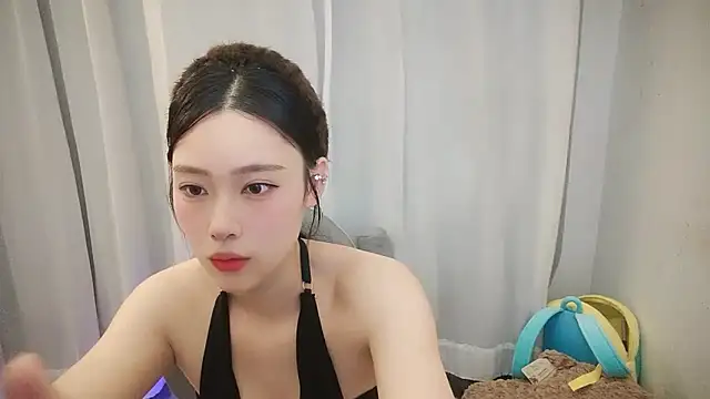 Snapshot of hayuyuyu chatting on 05-14-26, 04:26 hayuyuyu online show from 05-14-26, 04:26