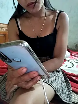 gugu0022 online show from 04-13-26, 12:25