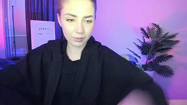 Aurora Glow21 online show from 02-03-26, 04:43