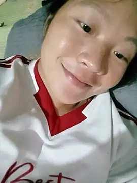 Snapshot of Micky_baby chatting on 06-20-26, 05:45 Micky baby online show from 06-20-26, 05:45