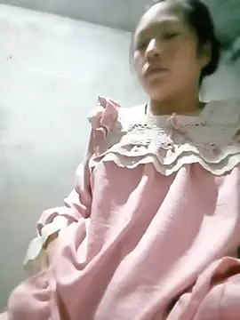 Snapshot of Micky_baby chatting on 06-21-26, 06:36 Micky baby online show from 06-21-26, 06:36