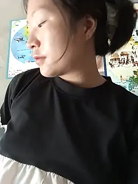 Snapshot of Micky_baby chatting on 05-16-26, 01:26 Micky baby online show from 05-16-26, 01:26