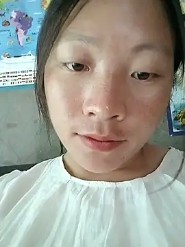 Snapshot of Micky_baby chatting on 05-18-26, 03:50 Micky baby online show from 05-18-26, 03:50