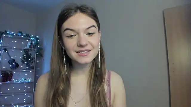 luna lust 212 online show from 12-14-25, 08:09