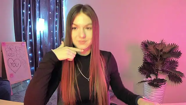 luna lust 212 online show from 02-18-26, 04:21