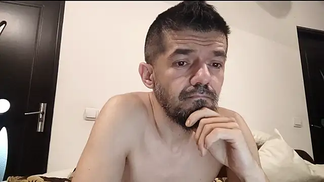 Dale E online show from 04-09-26, 04:47