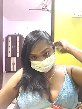 Snapshot of Dharshini98 chatting on 03-04-26, 05:10 Dharshini98 online show from 03-04-26, 05:10