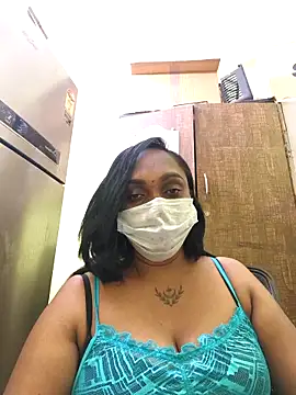 Dharshini98 online show from 12-15-25, 08:36