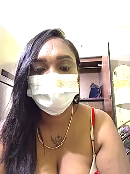 Snapshot of Dharshini98 chatting on 02-03-26, 01:16 Dharshini98 online show from 02-03-26, 01:16