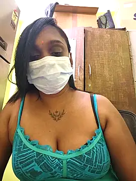 Dharshini98 online show from 12-19-25, 04:38