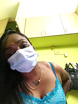 Dharshini98 online show from 11-28-25, 07:03