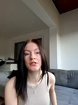 Snapshot of Lilly_hase chatting on 11-17-25, 09:46 Lilly hase online show from 11-17-25, 09:46