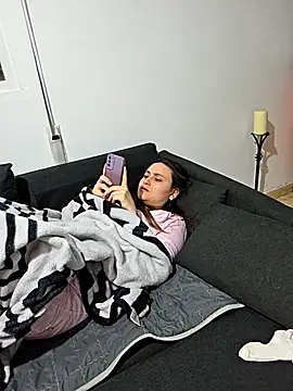 7milo online show from 02-15-26, 07:02