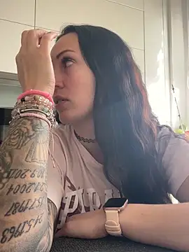 LolaSweetButPsycho7 online show from 03-25-26, 12:04