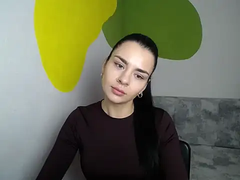 divina kira online show from 12-16-25, 02:43