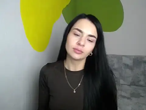 divina kira online show from 12-17-25, 03:06