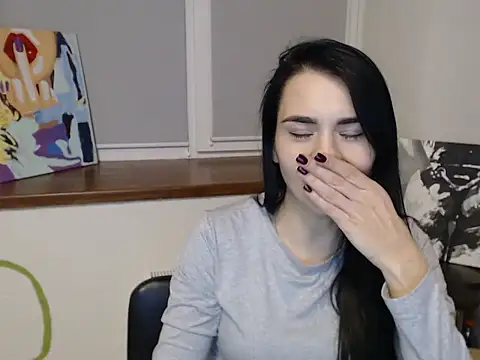 divina kira online show from 12-21-25, 01:35