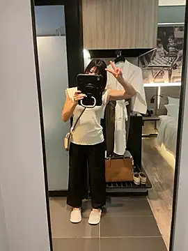 mayumichan13 online show from 04-01-26, 09:23