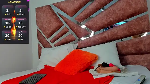 Ashley  0 online show from 12-05-25, 12:04