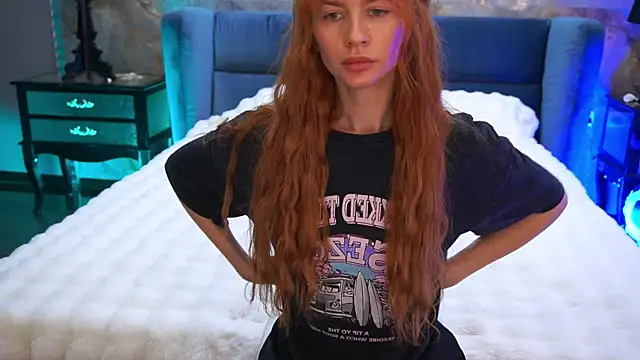 Nicol Moonn online show from 07-11-26, 01:44