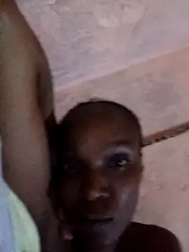 Beverlygurlx6 online show from 02-15-26, 07:13