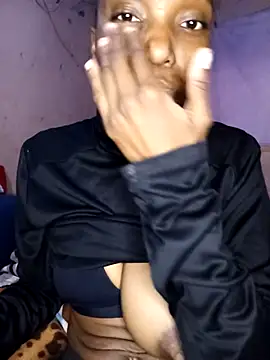 Beverlygurlx6 online show from 03-23-26, 07:41