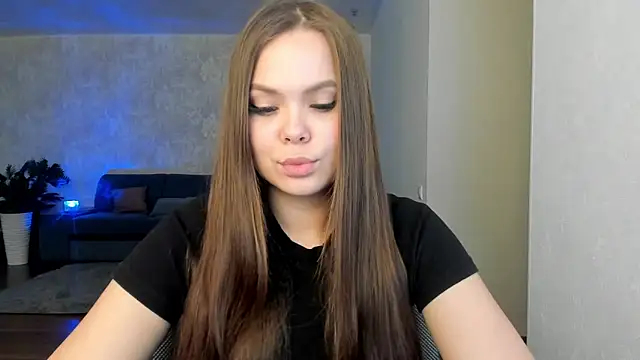 Kira love 81 online show from 05-10-26, 04:16