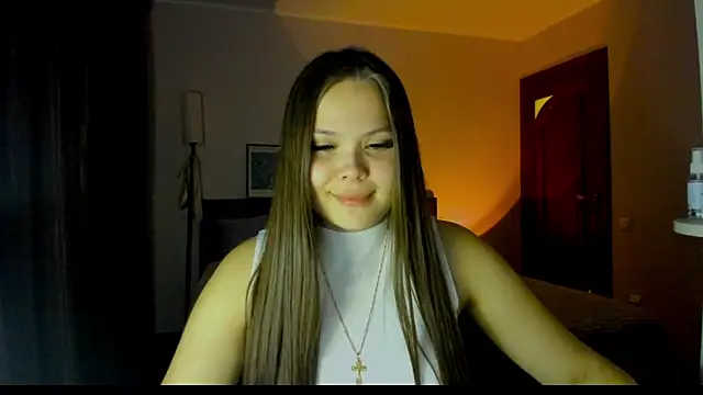 Kira love 81 online show from 05-26-26, 07:45