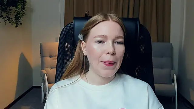 LavetaShiroma online show from 11-15-25, 12:42