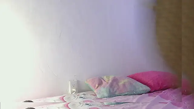 Snapshot of Angelina_roses chatting on 11-19-25, 09:59 Angelina roses online show from 11-19-25, 09:59