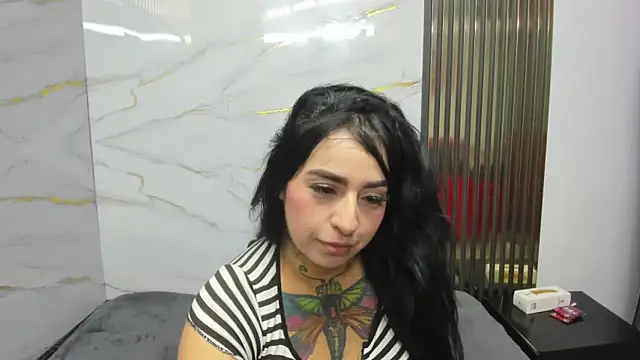 DashaMiller  online show from 11-21-25, 01:10